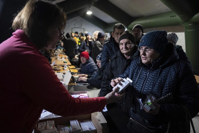 Več kot 500 ukrajinskih krajev ostaja brez elektrike