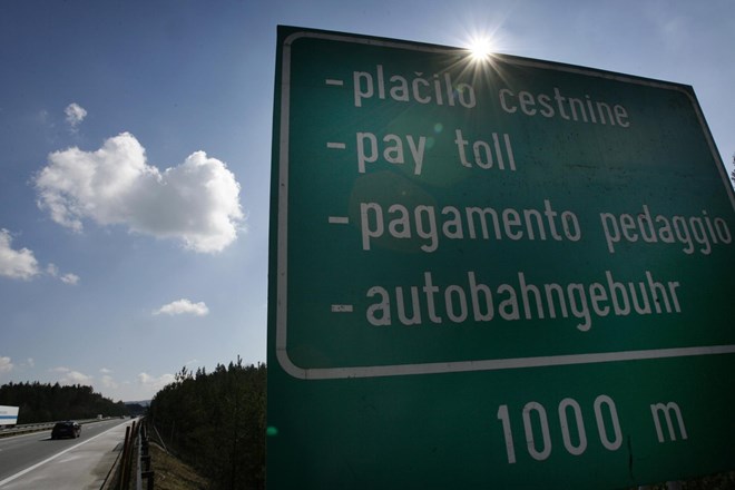 Na Hrvaškem brez cestninskih postaj ob mejnih prehodih Obrežje in Jelšane morda že ta mesec