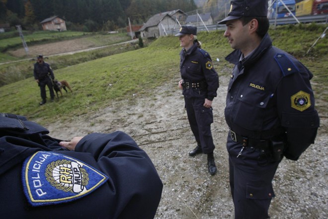 Na slovenskih smučiščih tudi letos prisotni hrvaški policisti