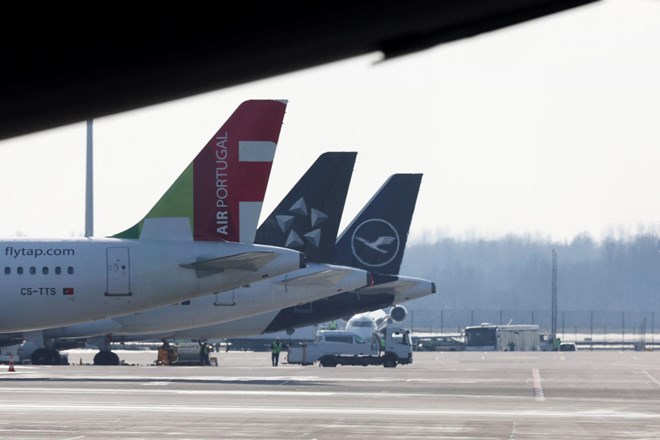 Stavka na nemških letališčih naj bi odnesla 2340 letov, odpovedane tudi povezave s Slovenijo