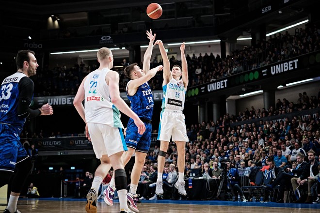 Košarka, kvalifikacije za SP: Slovenija podarila zmago Estoniji