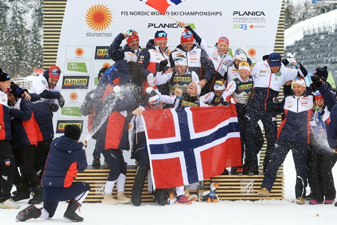 Norvežankam naslov svetovnih prvakinj v tekaški štafeti