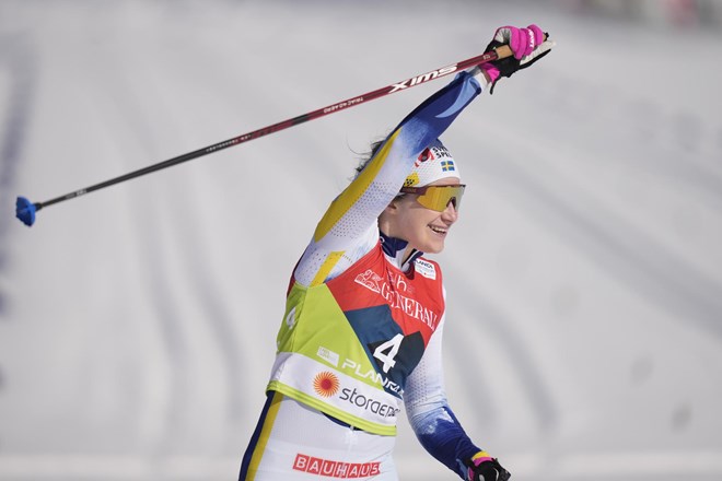 Ebba Andersson prepričljiva zmagovalka na 30 km v Planici