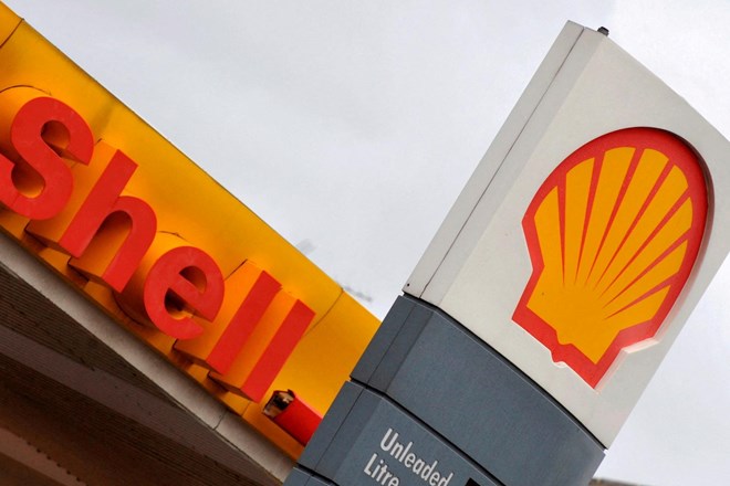 Mol ob prevzemu OMV Slovenija v prodajo 39 bencinskih servisov Shellu