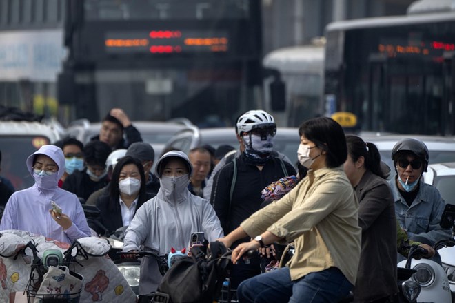 Kitajsko zajel nov val okužb s koronavirusom