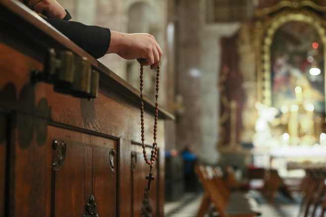 Cerkev na Hrvaškem izdala priročnika za preprečevanje spolnih zlorab