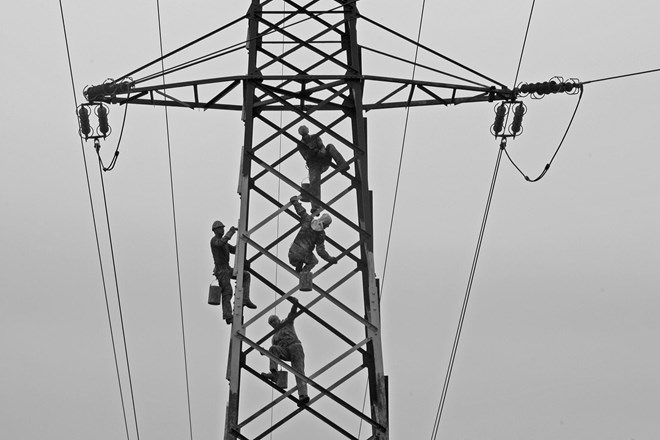 Največ težav pri oskrbi z elektriko še vedno v Zgornji Savinjski dolini