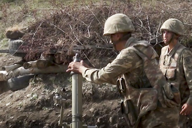 Azerbajdžan začel operacijo za zavzetje Gorskega Karabaha
