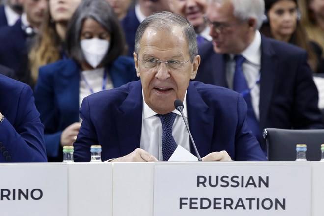 Lavrov obtožuje Zahod: Ubijate OVSE