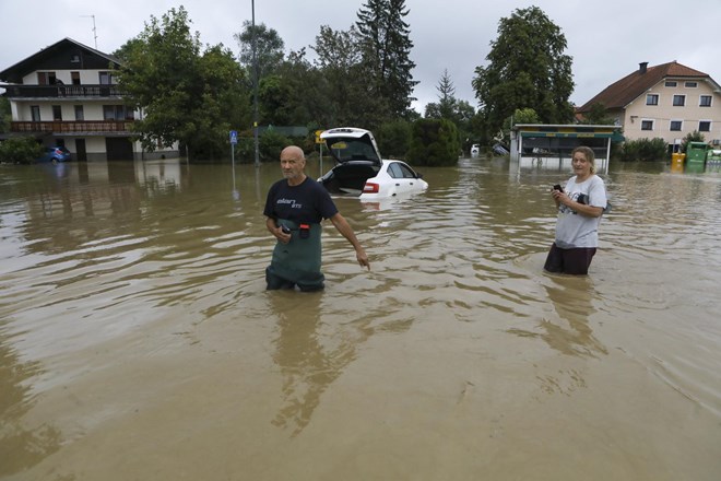 Odbor DZ za finance začel obravnavo predloga interventnega zakona o obnovi po avgustovskih poplavah
