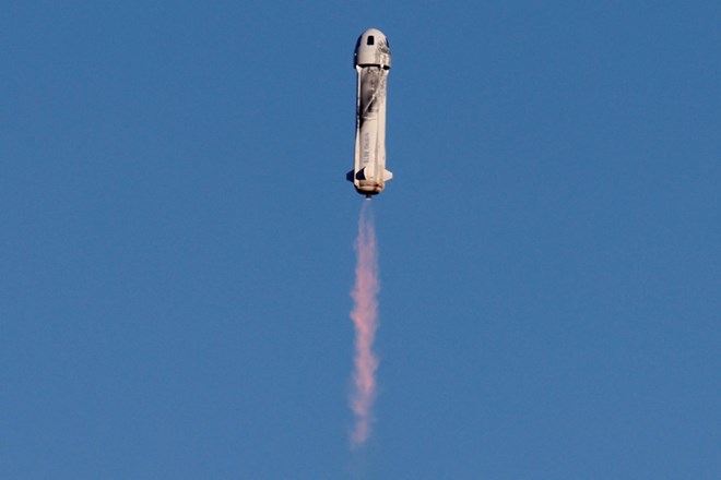 Raketa podjetja Blue Origin znova poletela v vesolje