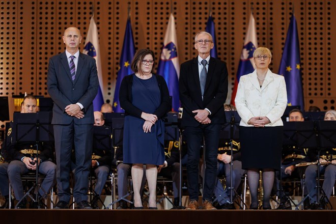 Predsednica republike posthumno odlikovala Boruta Novaka in Mirana Potrča, odlikovanja tudi za Sovo, Šestana, Pankrte in...