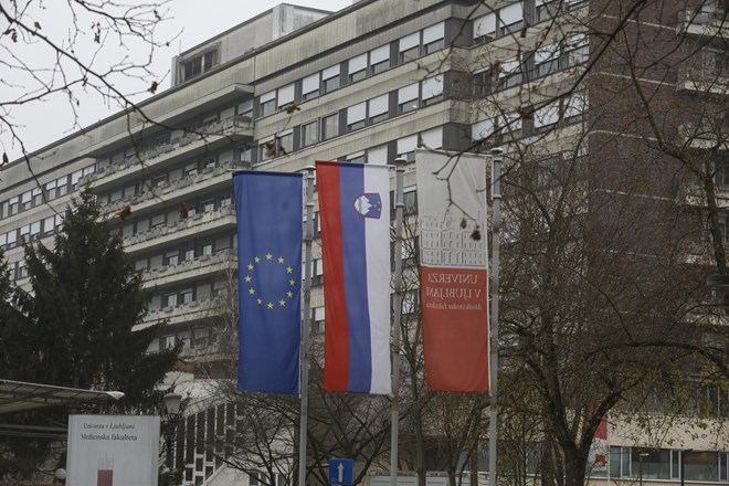 UKC Ljubljana in medicinska fakulteta sklenila sodno poravnavo glede 41,3 milijona evrov dolga