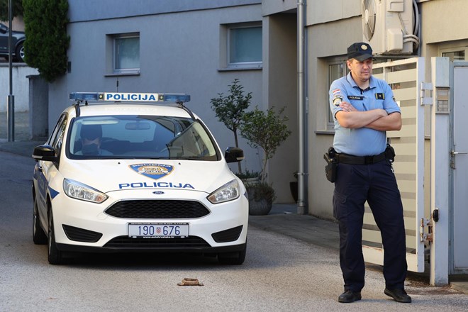 Na Hrvaškem med 13 obtoženimi zaradi preprodaje droge in orožja tudi trije Slovenci