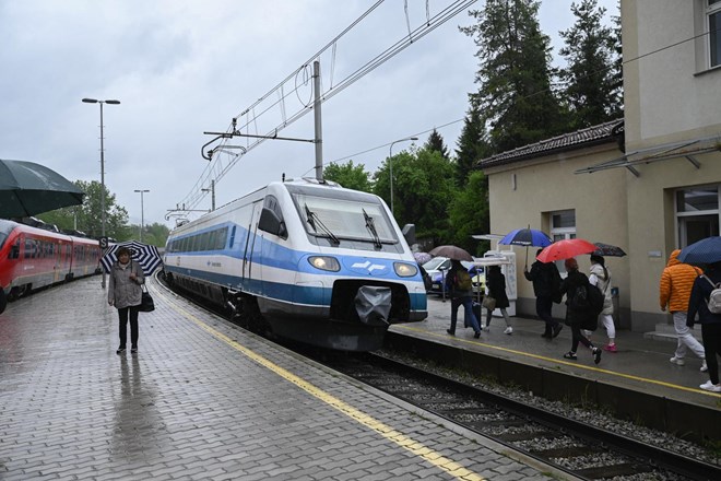 Osemurna pot z vlakom iz Maribora v Ljubljano