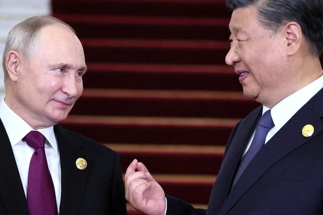 Xi in Putin obsodila ameriško politiko vmešavanja

