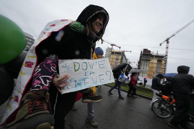 V Milanu protestirali proti načrtom za gradnjo nove bob in sankaške steze