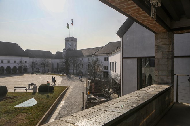 Na Ljubljanskem gradu se začenjajo obnovitvena dela, vzpenjača ne bo obratovala do srede marca