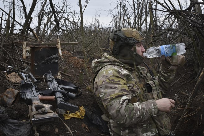 Nemčija preiskuje domnevno prisluškovanje videokonferenci vojske o Ukrajini