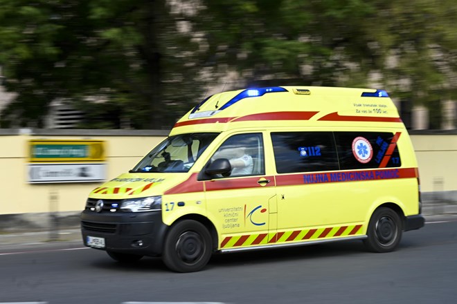 Slovenija Ukrajini predala tretje reševalno vozilo