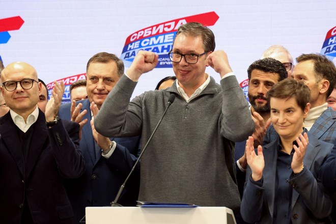 Srbija: Vučić napovedal veliki zbor o obstanku naroda