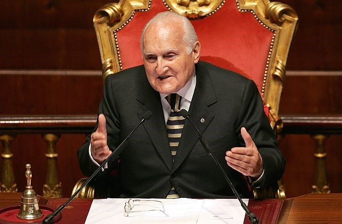È morto all’età di 93 anni l’ex presidente della Repubblica Oscar Luigi Scalfaro.