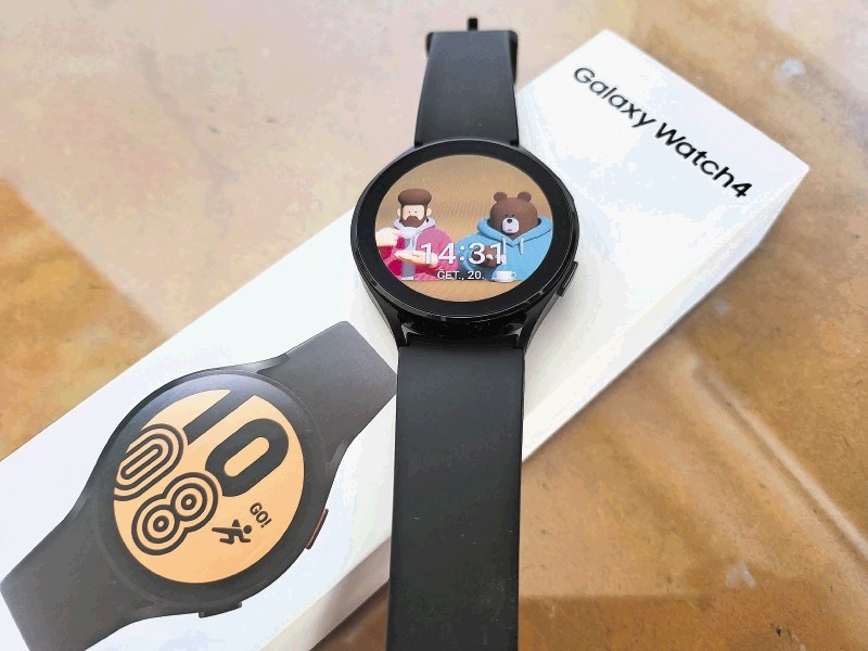 Galaxy watch 4: Odlična ura za k Samsungovim telefonom