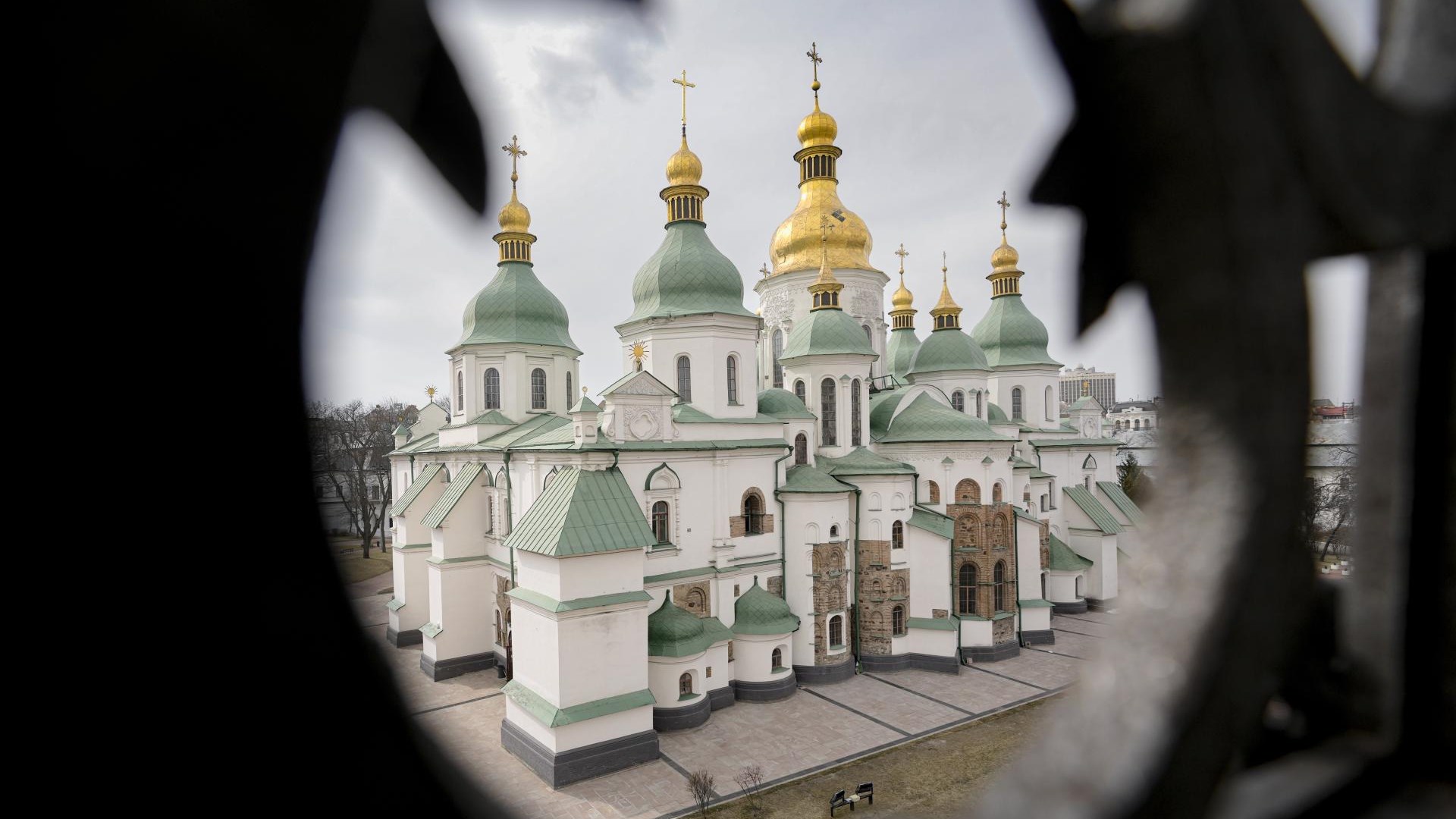 V Ukrajini zaradi vojne uničenih več kot 150 kulturnih znamenitosti