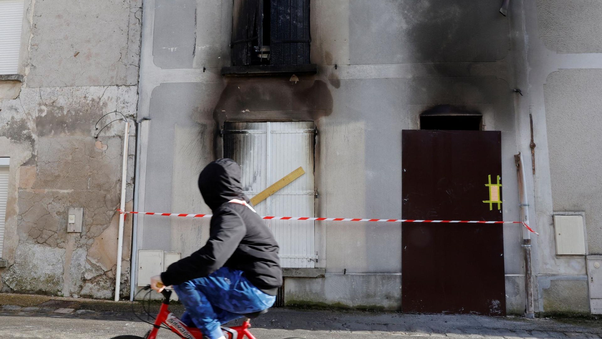 Une mère et ses sept enfants sont morts dans un incendie en France