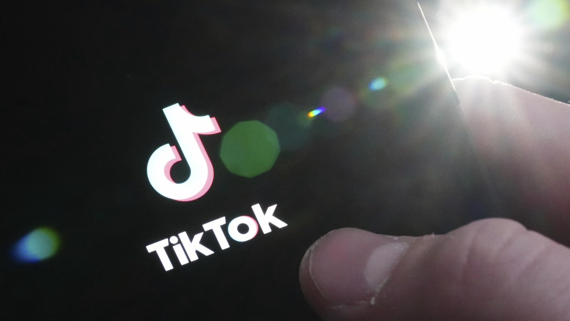 TikTok pour les mineurs introduit la possibilité de limiter l’utilisation de l’application