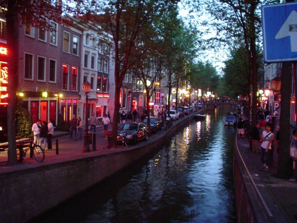Le maire d’Amsterdam fait sensation avec des projets de relocalisation du célèbre quartier rouge