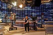 Vodstvo RTV Slovenija s pozivom: Gledalci in poslušalci, plačajte položnice