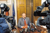 Računsko sodišče predlaga slovo finančnega ministra Franca Križaniča