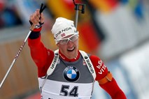 Bergerju zmaga v šprinterski preizkušnji biatloncev, okrnjena slovenska vrsta brez točk