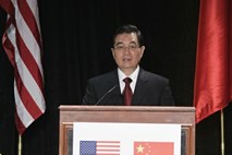 Kitajski predsednik Hu Jintao je danes obiskal ameriški kongres