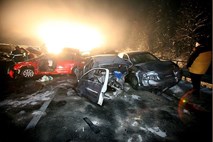V prometnih nesrečah minuli teden umrla ena oseba, letos skupno že sedem