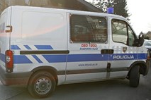 Spolni napad na otroka: Koprski kriminalisti naj bi ovadili nekdanjega veleposlanika