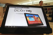 Samsung začel prodajati novo verzijo tabličnega računalnika galaxy