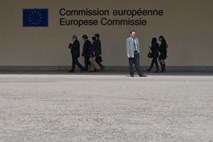 EU še vedno nezadovoljna s pravosodjem in korupcijo v Romuniji in Bolgariji
