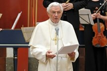 V Vatikanu "iskreno začudeni" nad vrnitvijo samostana v Dajli Hrvaški