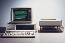 Po tridesetih letih so osebnim računalnikom šteti dnevi