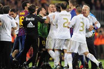 Španski superpokal: Jose Mourinho presegel vse meje