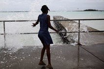 Obama o Irene: To bo orkan, ki se bo verjetno zapisal v zgodovino ZDA