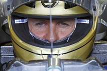 Schumacher v boju za lovoriko, namenjeno dirkaču z največ prehitevanji v sezoni