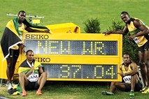 Bolt z jamajško štafeto in svetovnim rekordom zlat tudi na zadnji dan SP