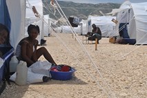 Sile ZN na Haitiju pod plazom kritike zaradi domnevnega spolnega napada