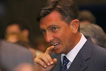 Večina za predčasne volitve: Vse kaže, da premier Pahor zaupnice ne bo prejel