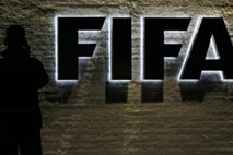 FIFA: Kriminalci s kupovanjem klubov in stavnicami uničujejo nogomet