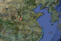 Kitajska policija aretirala moškega, ki je v kleti zadrževal "spolne sužnje"