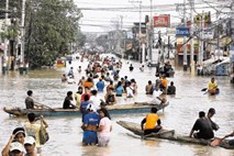 Filipini se spopadajo s posledicami tajfuna